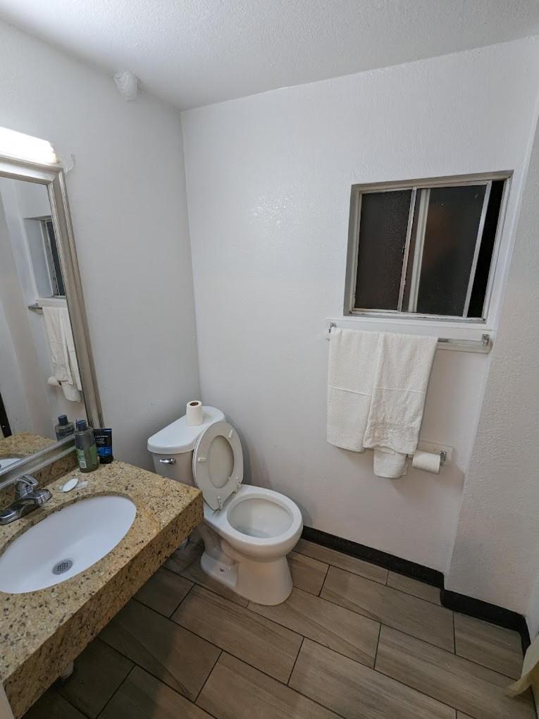 Ace Budget Motel Сан Диего Екстериор снимка