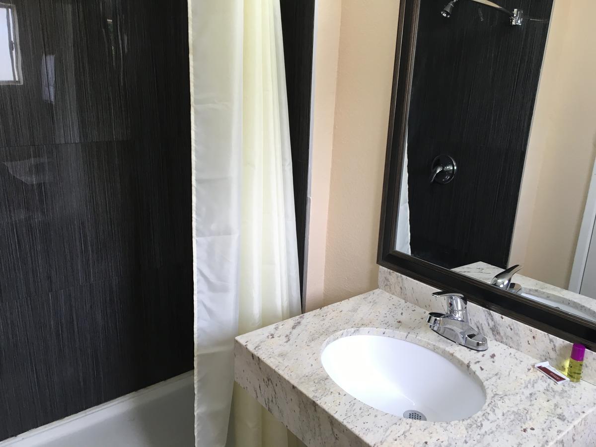 Ace Budget Motel Сан Диего Екстериор снимка